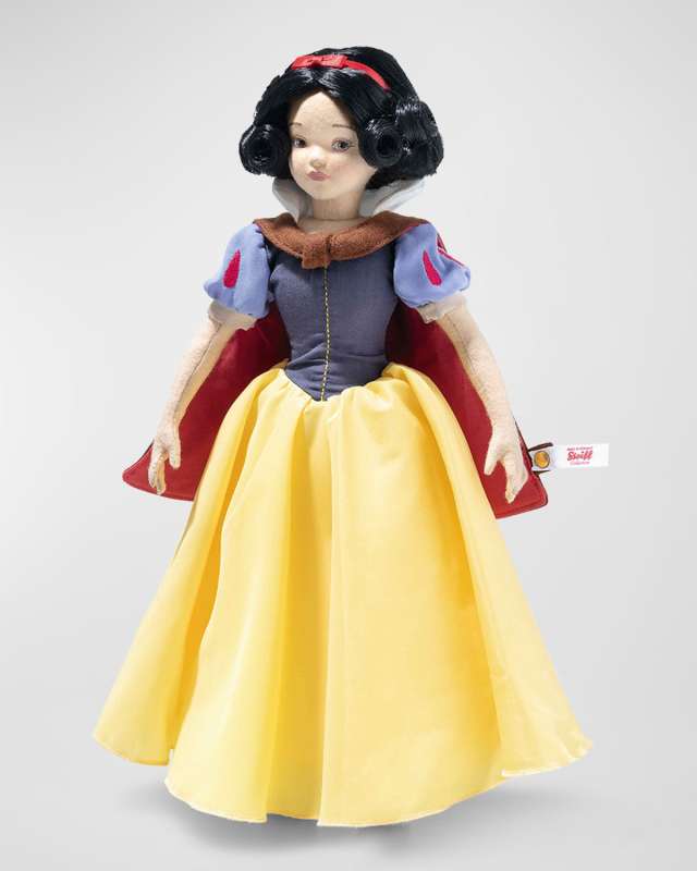 Disney 2024 Limited Edition Snow White Felt Doll